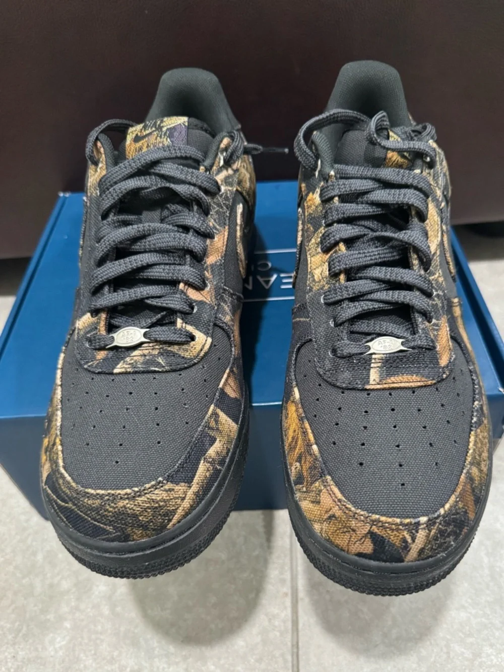 Size 12 - Realtree x Nike Air Force 1 Low Black Camo - Picture 3 of 7